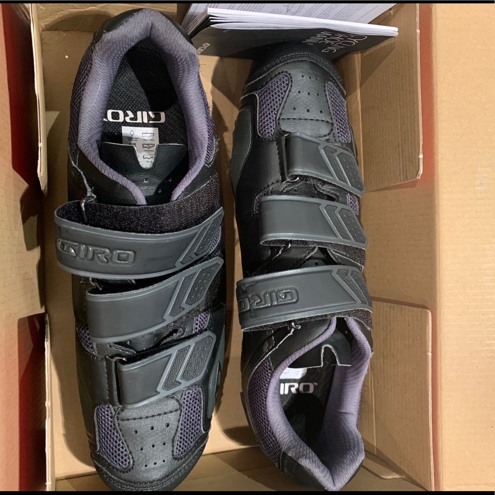 Giro men’s indoor cycling shoes